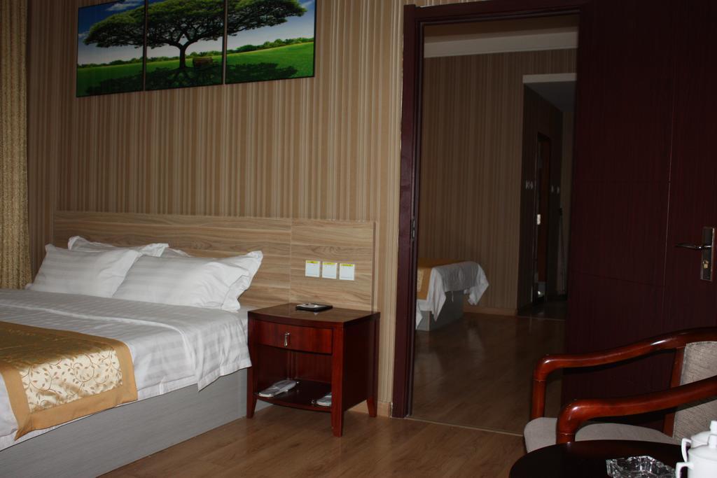 Qingdao Hongyun Jiahe Business Hotel Esterno foto