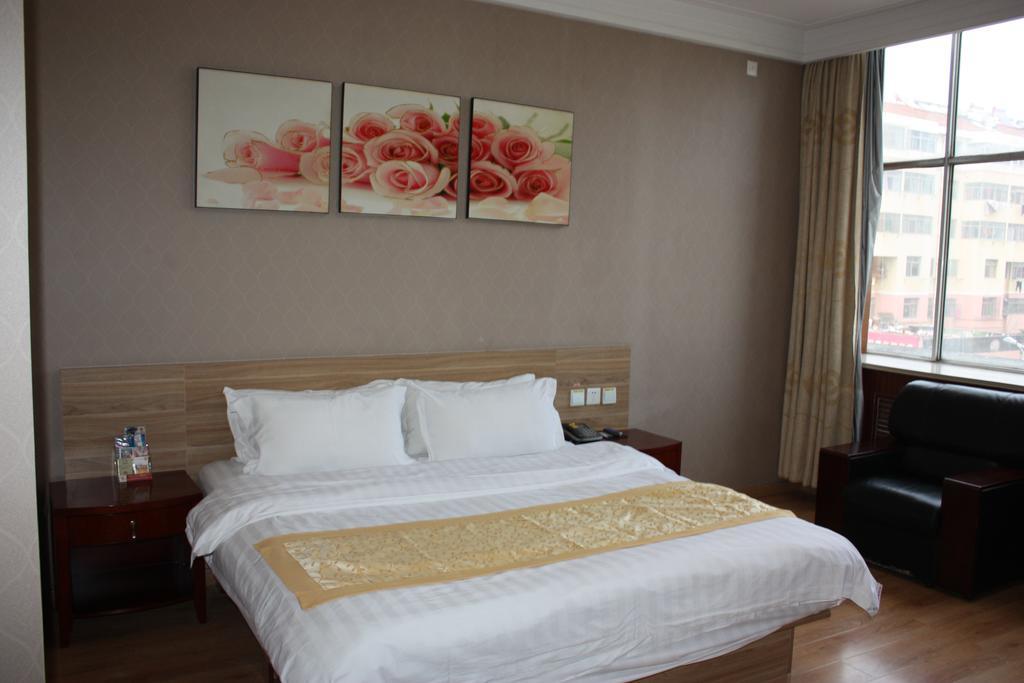 Qingdao Hongyun Jiahe Business Hotel Esterno foto